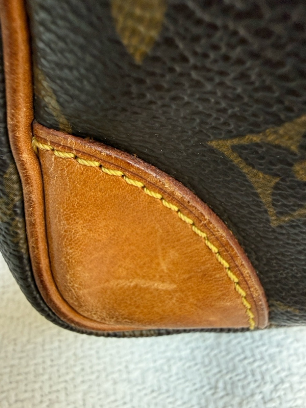 Louis Vuitton Monogram Canvas Messenger Bag in Brown and Tan - Picture 7 of 16